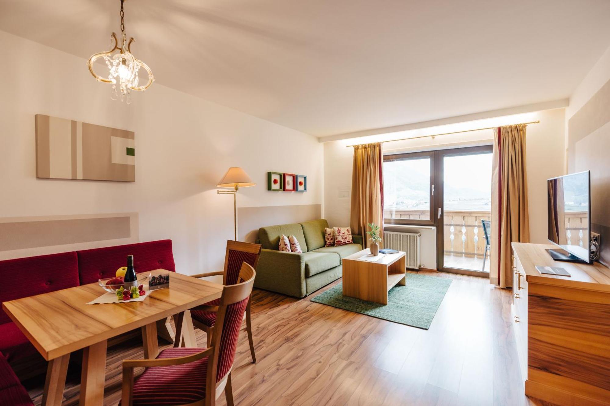 Apartments Bachmair Schenna Ngoại thất bức ảnh