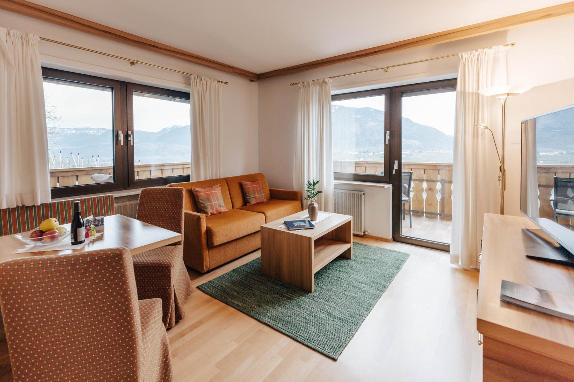 Apartments Bachmair Schenna Ngoại thất bức ảnh